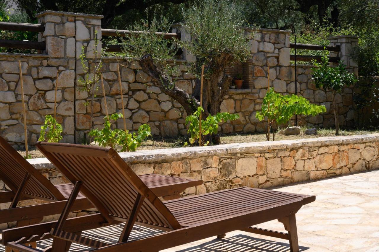Lioriza Country Houses Kalamaki  Exterior photo