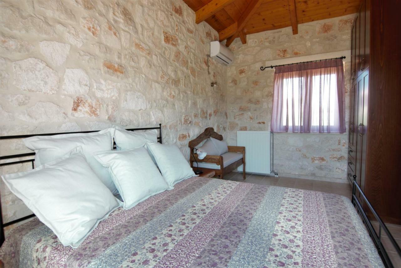 Lioriza Country Houses Kalamaki  Exterior photo