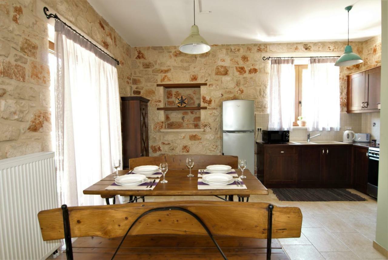 Lioriza Country Houses Kalamaki  Exterior photo